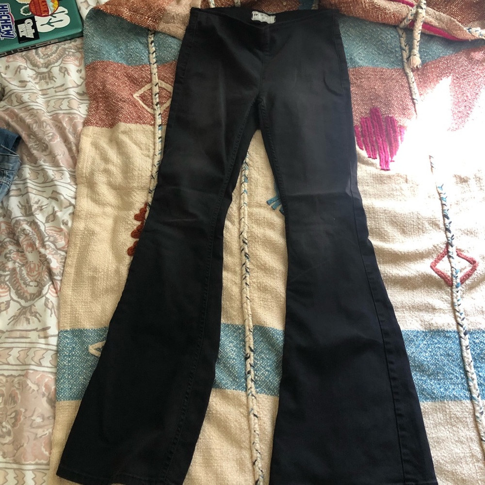Pull on flares